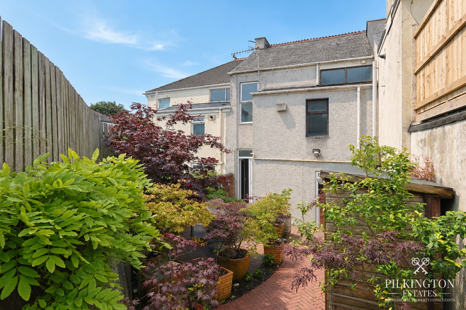 Beautiful Three-Bedroom Family Home on Popular College Road Property image 14