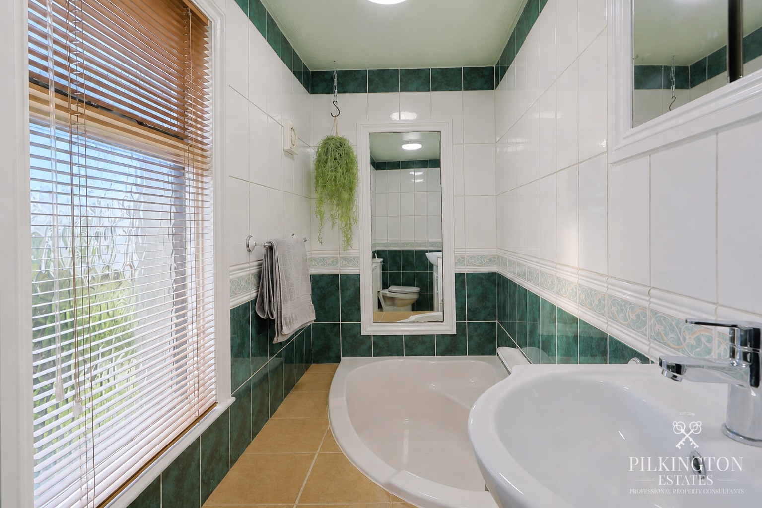 Beautiful Three-Bedroom Family Home on Popular College Road Property image 12
