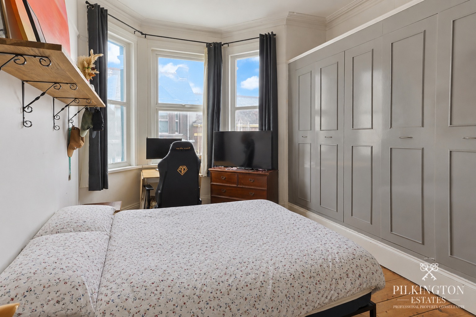 Characterful Four-Bedroom Home with New Kitchen, Two Bathrooms & Excellent School Catchment Area Property image 9