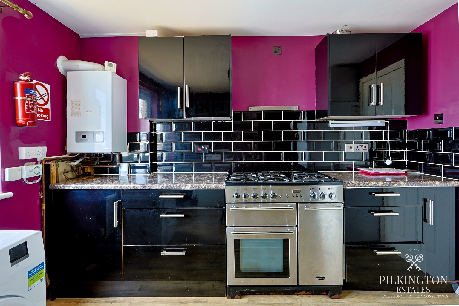 Spacious Three-Bedroom Maisonette with Stunning Tamar Bridge & Countryside Views Property image 3