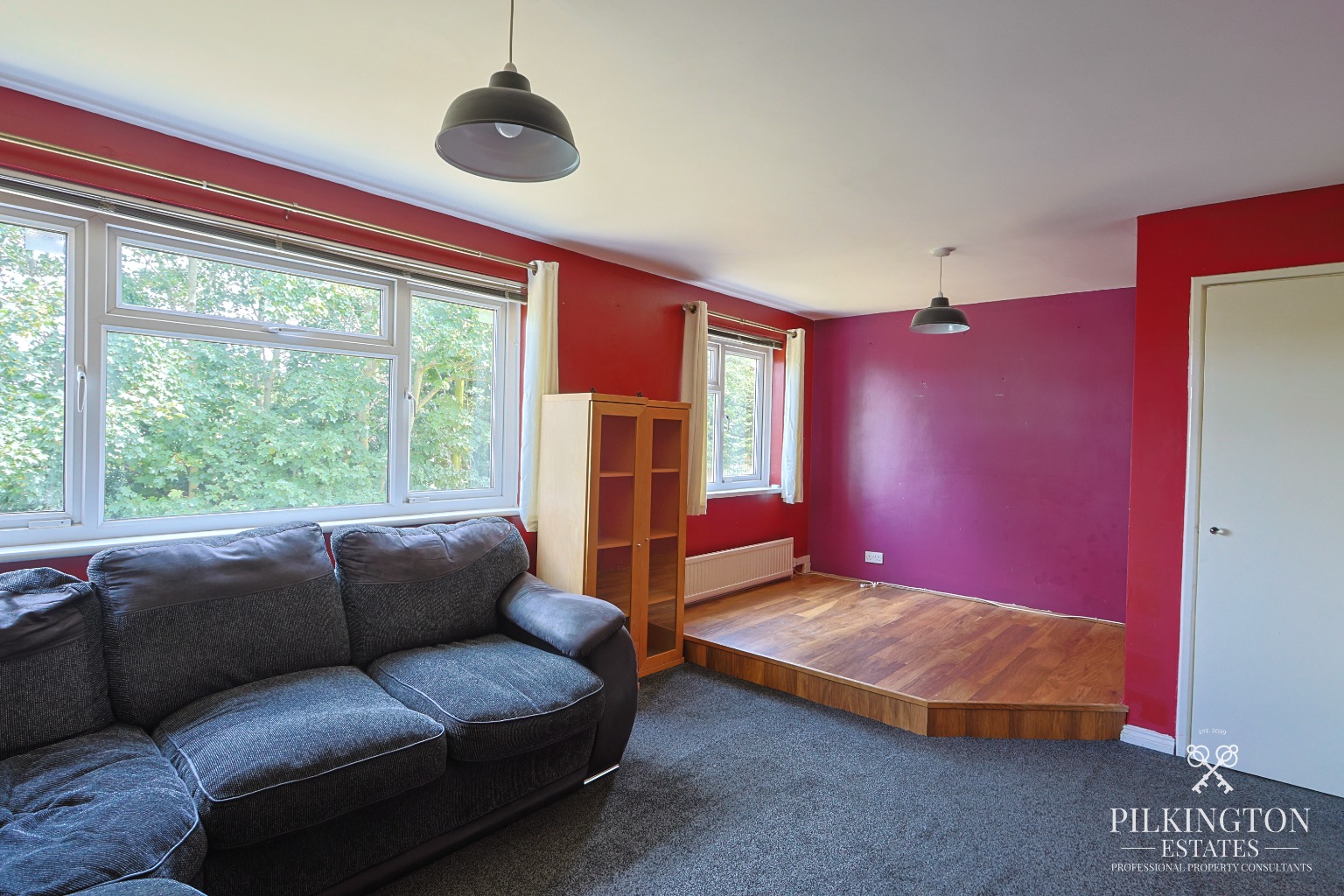 Spacious Three-Bedroom Maisonette with Stunning Tamar Bridge & Countryside Views Property image 5