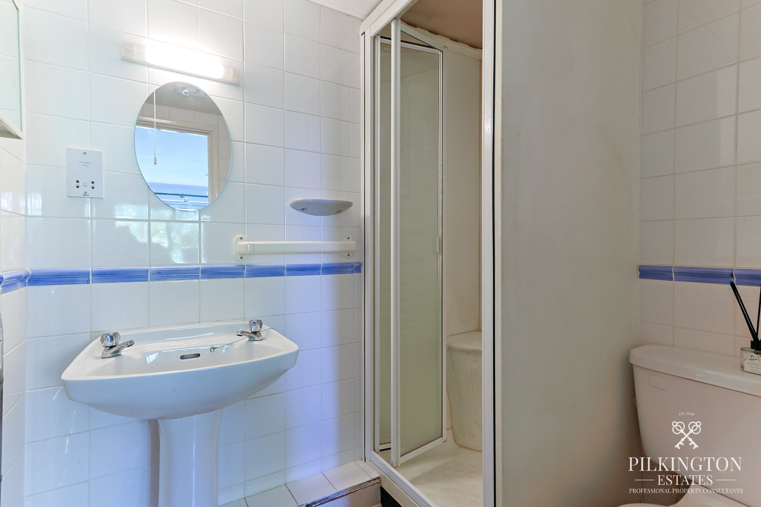 Spacious Detached Family Home with Self-Contained Annexe Property image 16