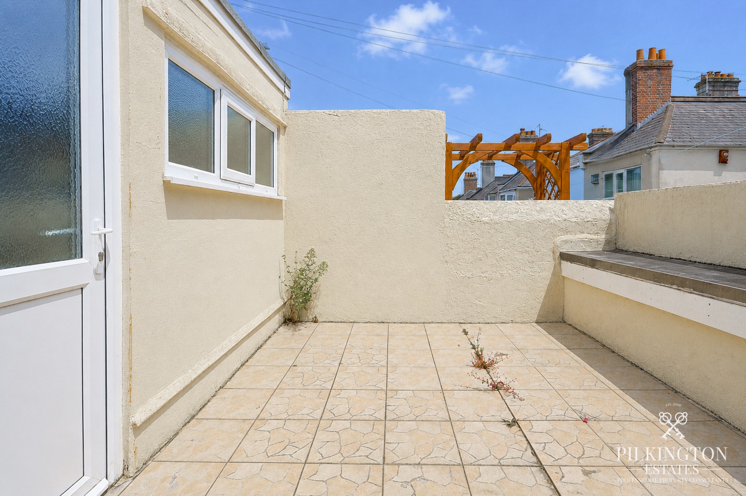A BEAUTIFULLY REFURBISHED PERIOD HOME WITH GARAGE, SOLAR PANELS & LOFT POTENTIAL Property image 17