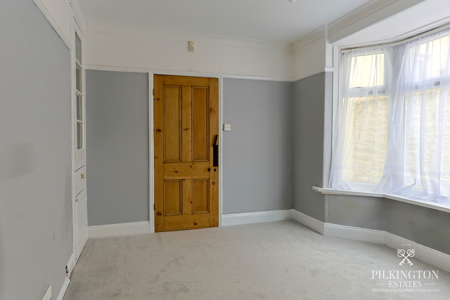 A BEAUTIFULLY REFURBISHED PERIOD HOME WITH GARAGE, SOLAR PANELS & LOFT POTENTIAL Property image 11