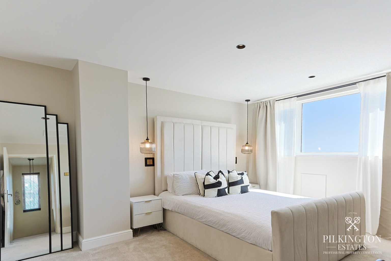 An immaculately presented and thoughtfully updated three/four-bedroom family home Property image 9