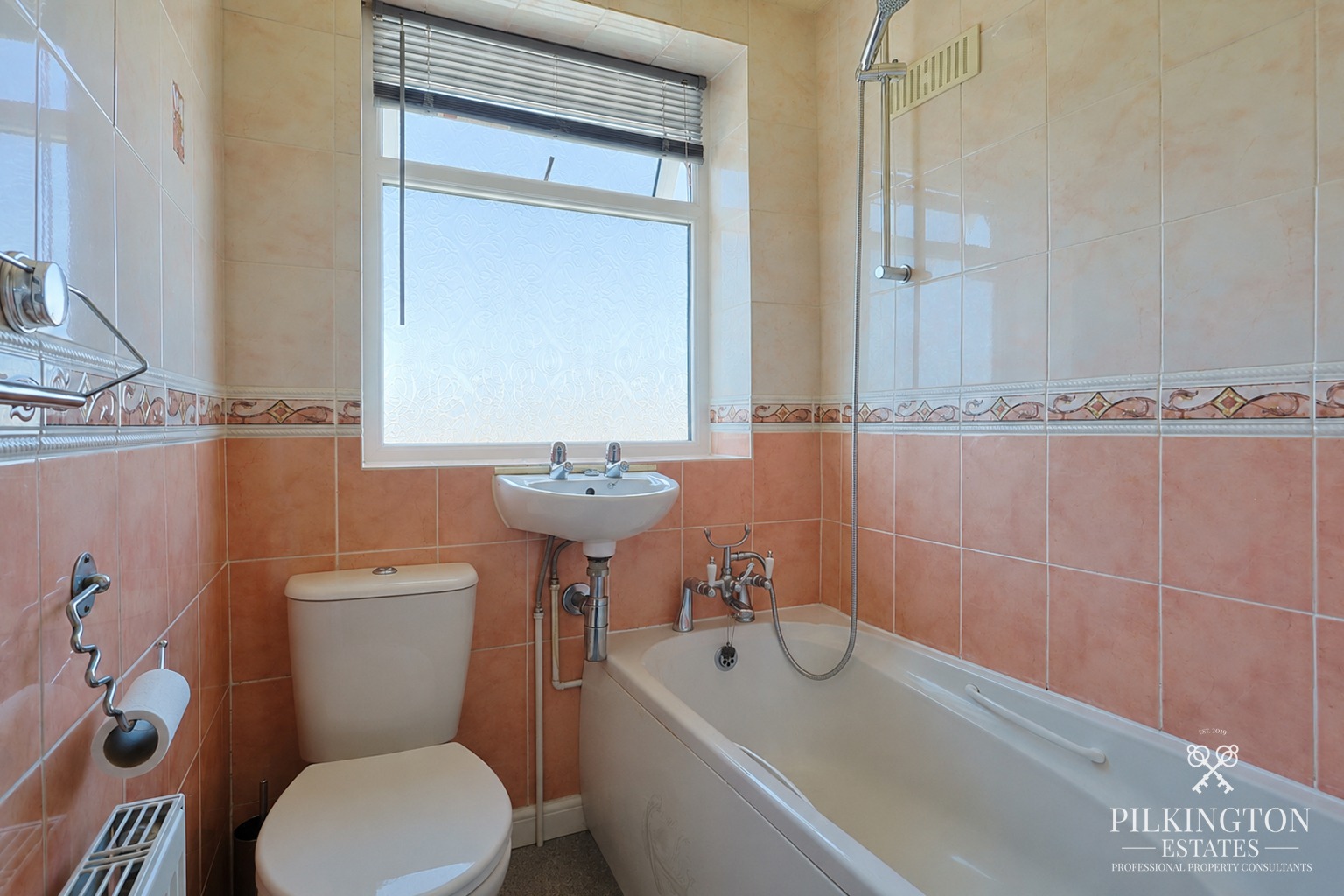 Beautifully Presented Two Bedroom Semi-Detached Home with West-Facing Garden & Driveway Property image 9