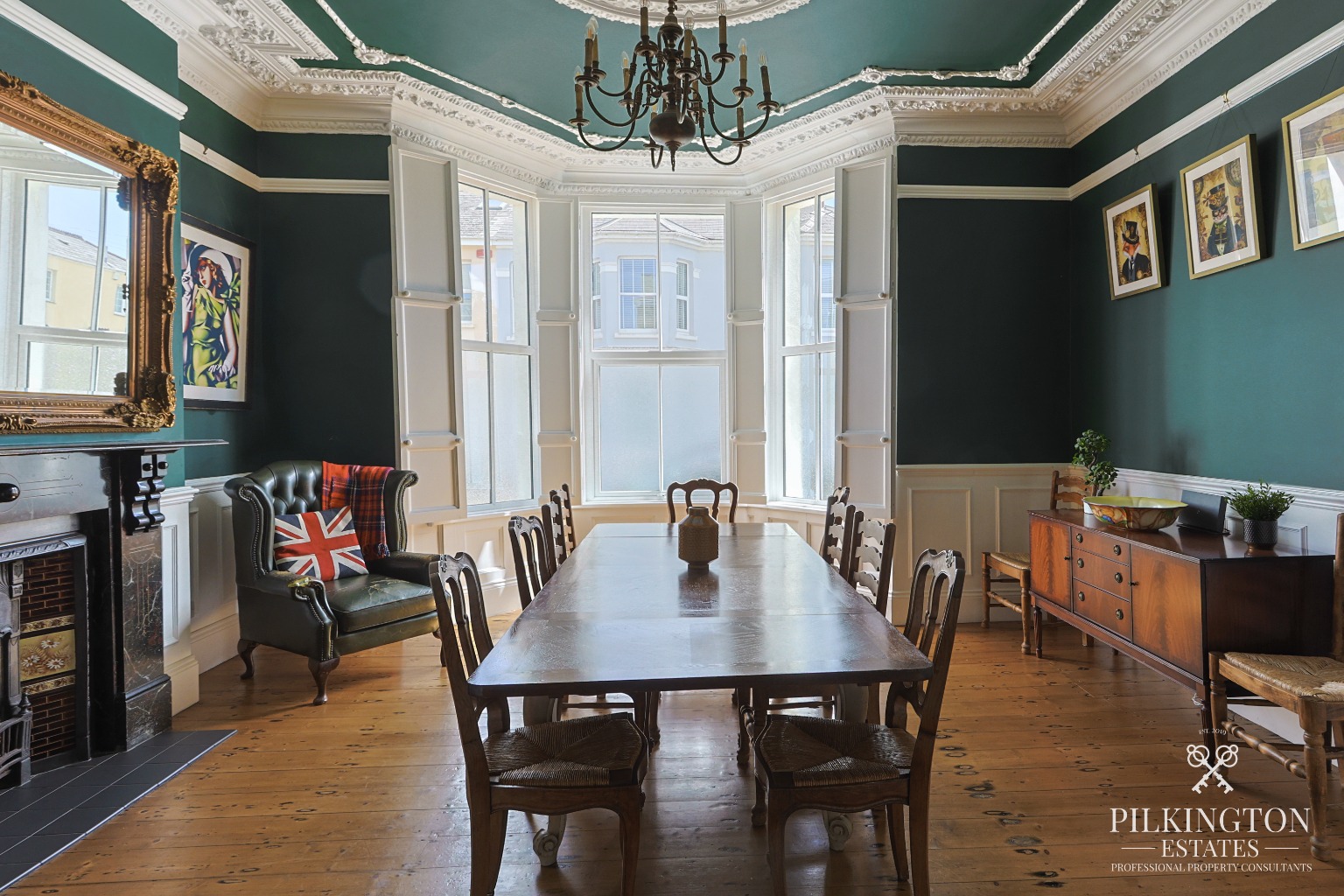 Immaculately Refurbished Period Home with Two Private Gardens Property image 8