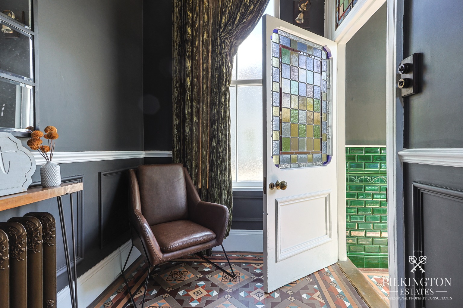 Immaculately Refurbished Period Home with Two Private Gardens Property image 17