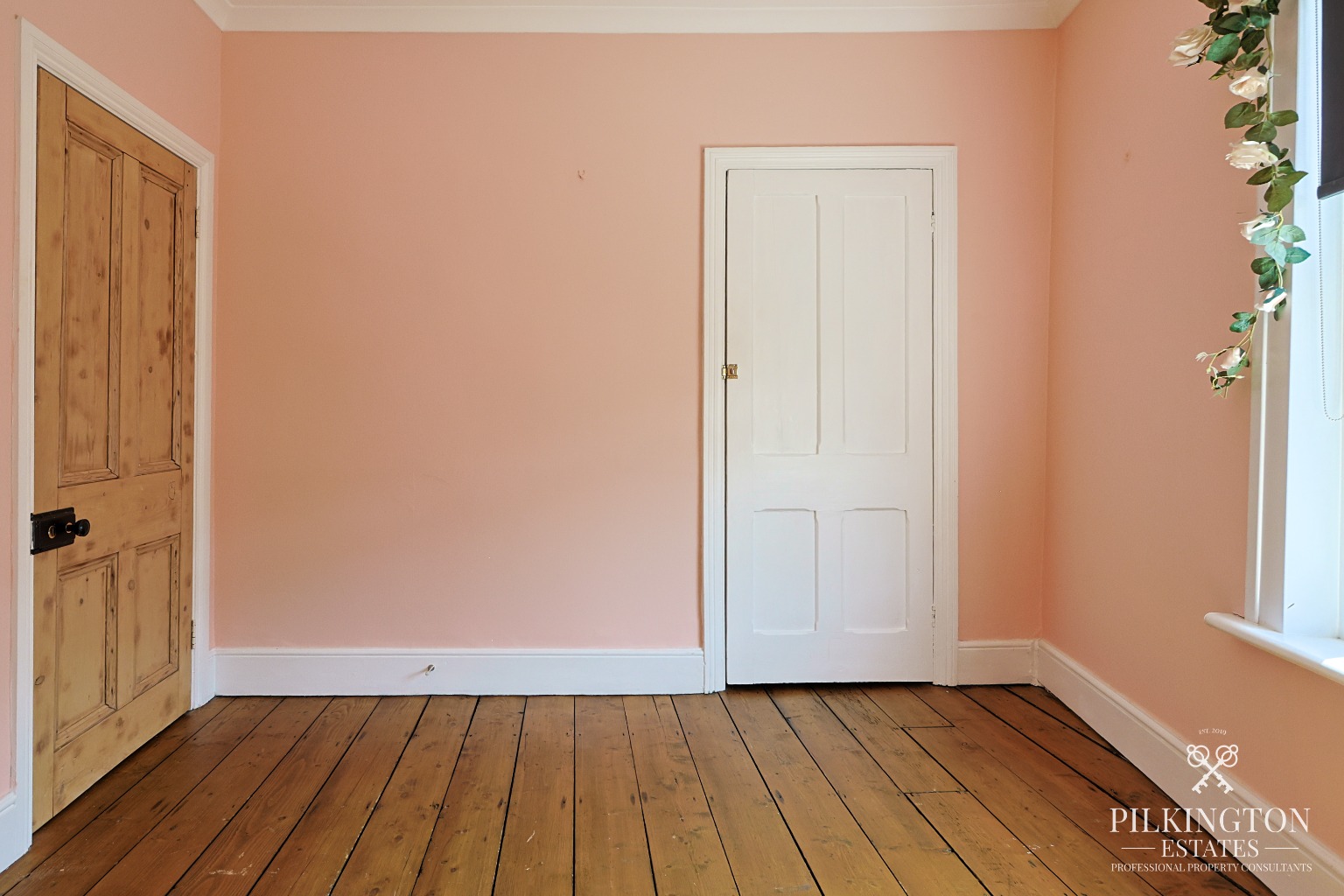 Beautifully Updated 3-Bedroom Home with New Kitchen, Underfloor Heating & No Chain Property image 6
