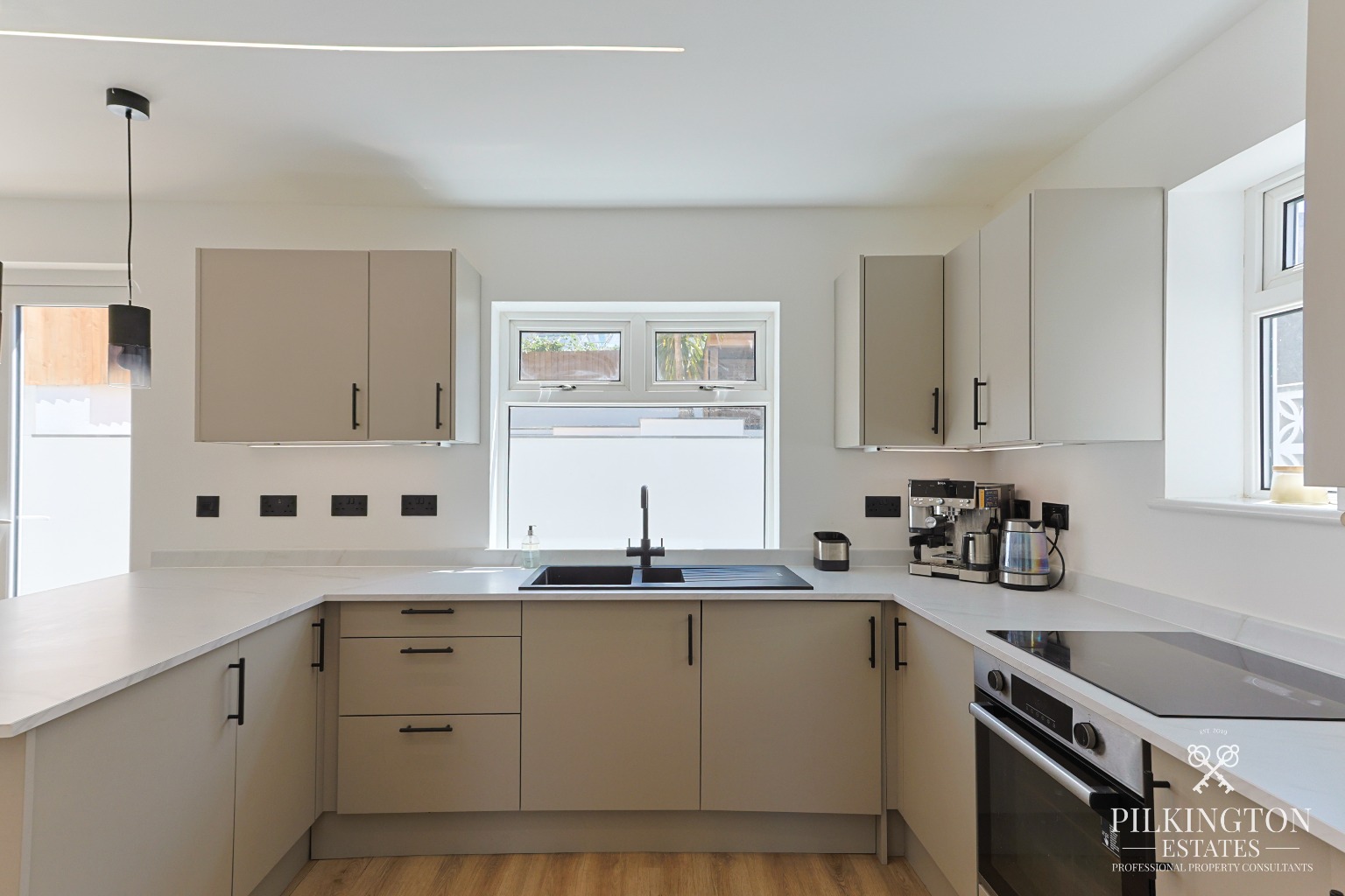 Stunning Fully Renovated Three-Bed Semi-Detached Home with Driveway & Contemporary Garden Property image 2