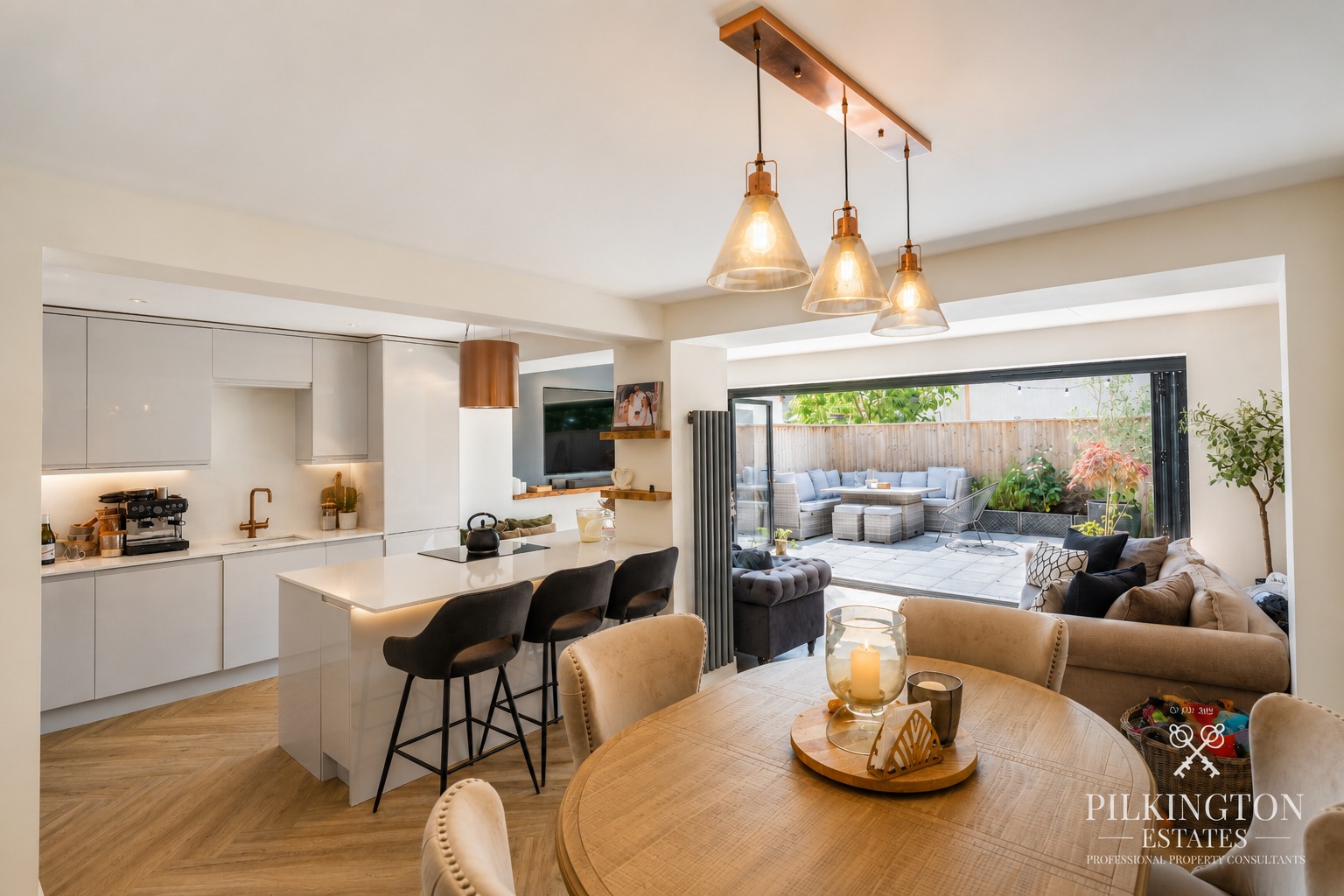 Immaculately Renovated Semi Detached Home with Stunning Rear Extension Property image 1