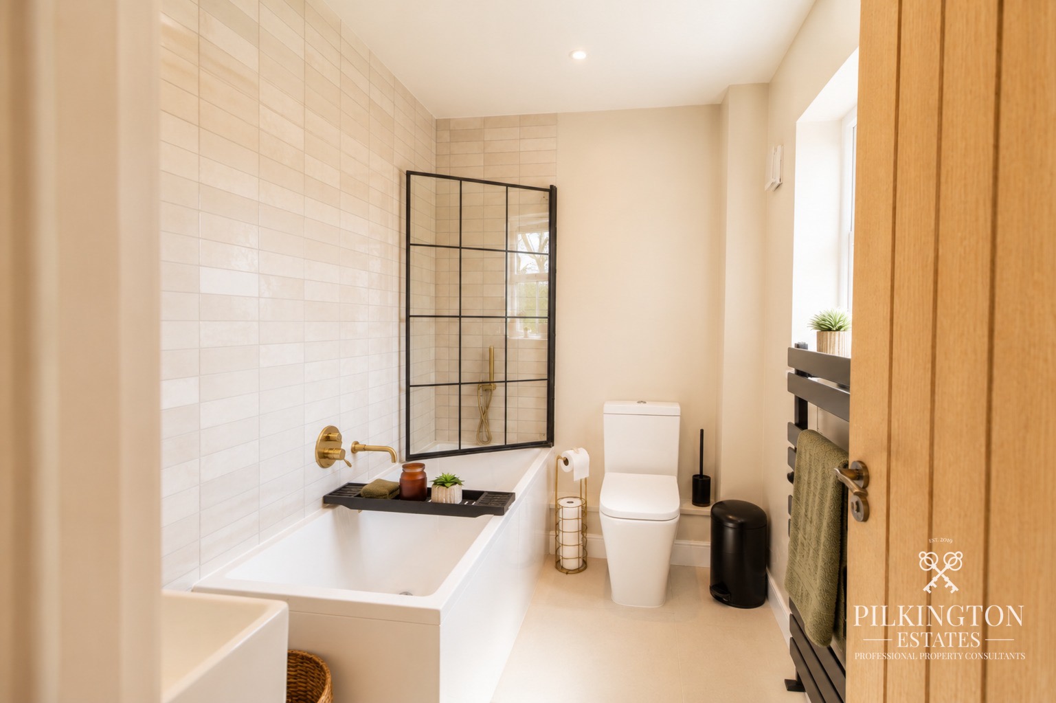 Immaculately Renovated Semi Detached Home with Stunning Rear Extension Property image 7
