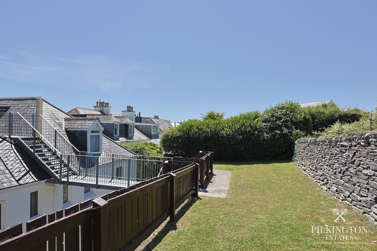 Panoramic Harbour Views, Ground Floor Apartment, Parking for Two, No Onward Chain Property image 15