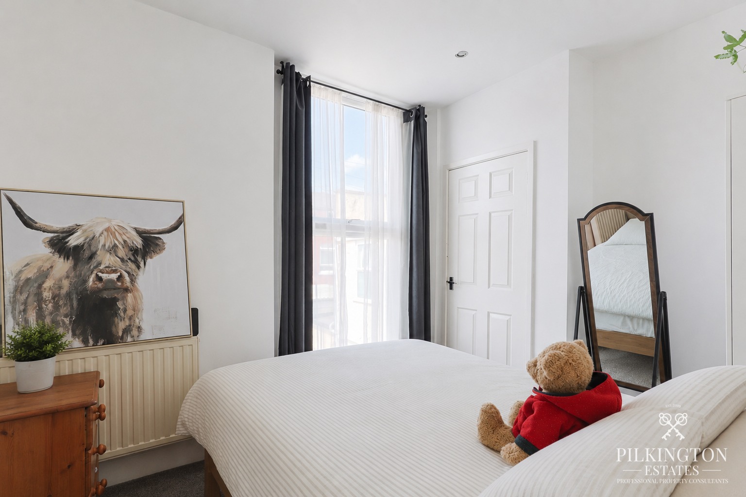 Investment Opportunity One-Bedroom Apartment with Tenant in Situ £695 PCM Income Property image 5