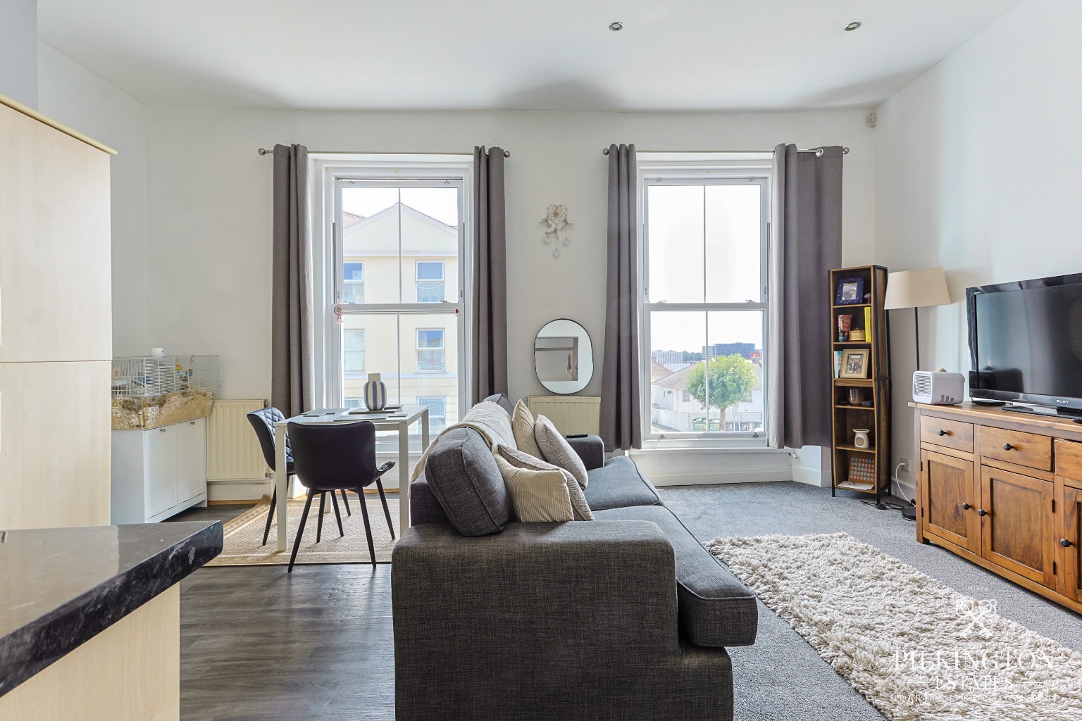 Investment Opportunity One-Bedroom Apartment with Tenant in Situ £695 PCM Income Property image 3