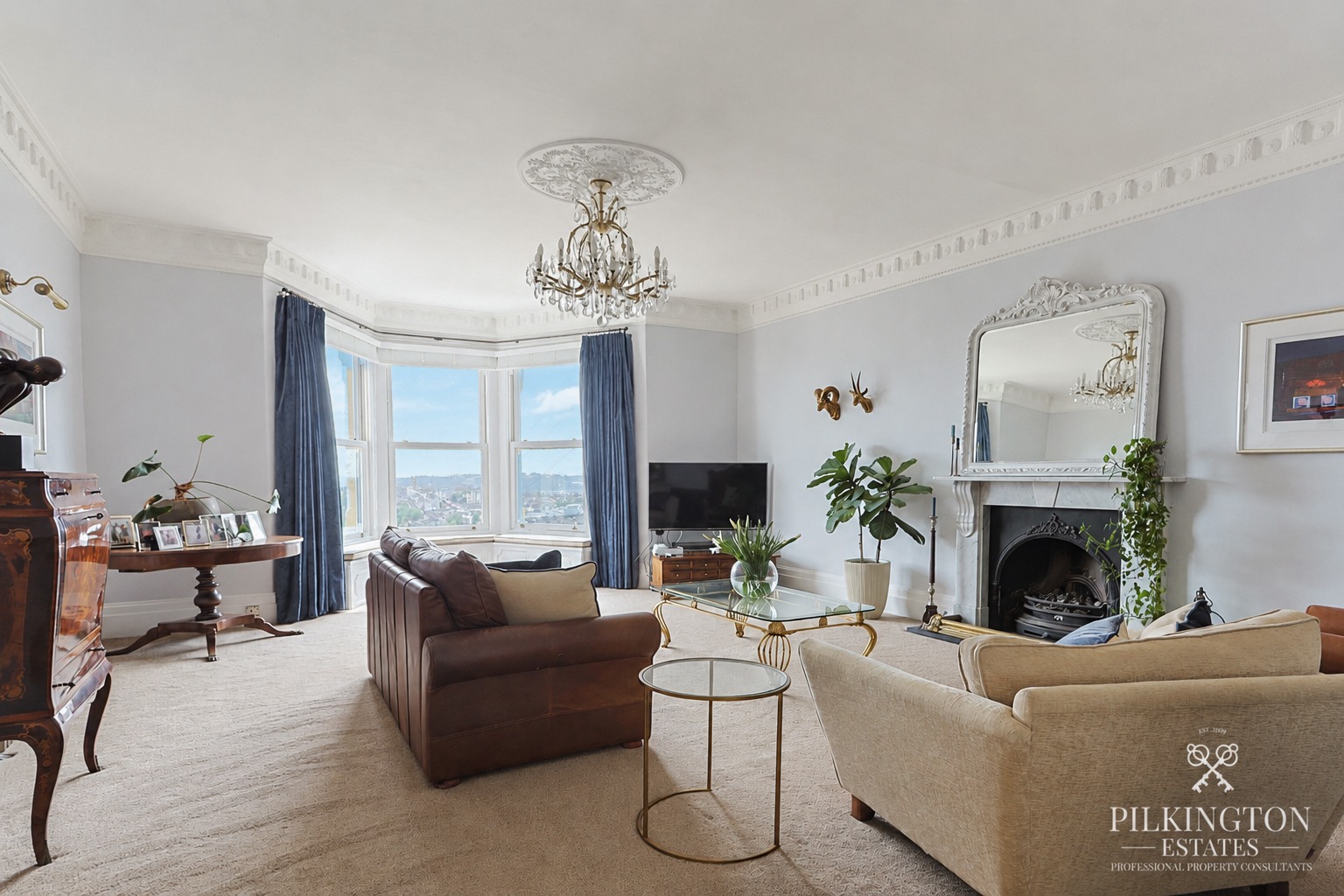 Magnificent Victorian Apartment with Stunning Sea Views, Private Garden, Garage & Share of Freehold Property image 4