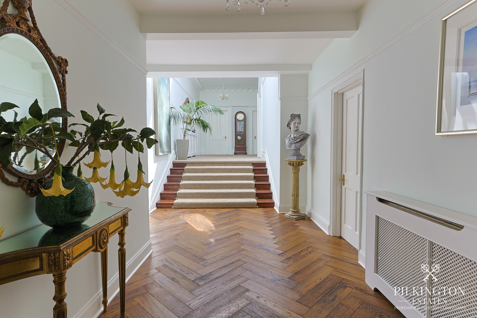 Magnificent Victorian Apartment with Stunning Sea Views, Private Garden, Garage & Share of Freehold Property image 3
