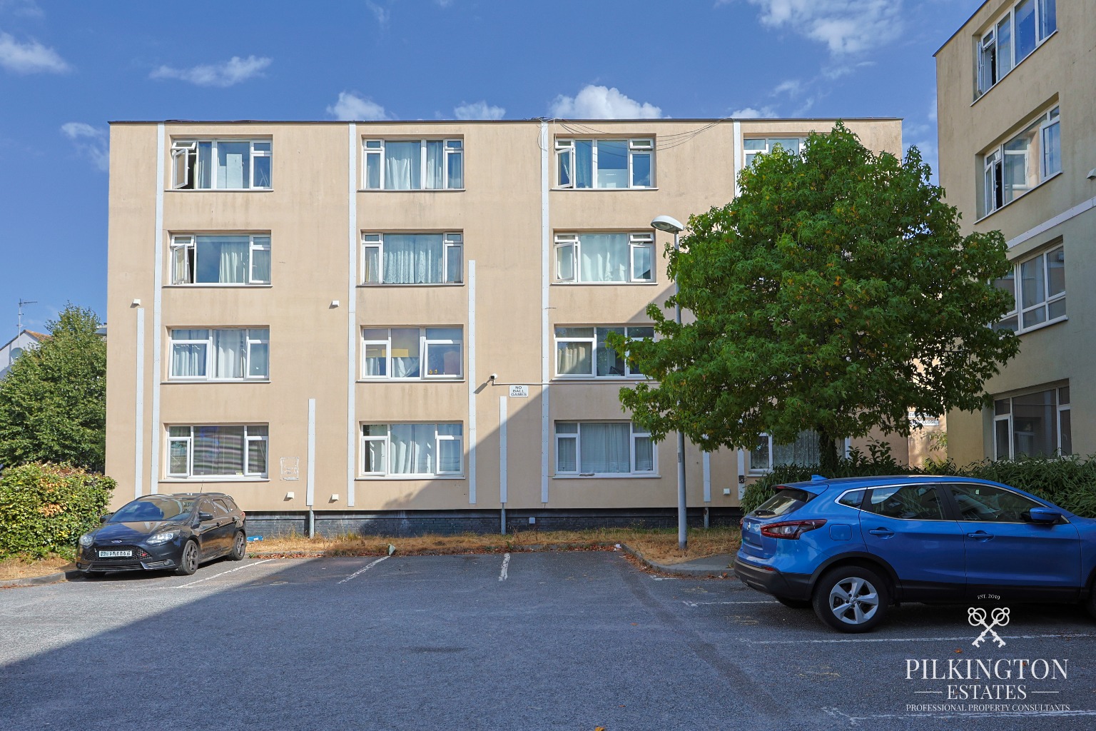 Three-Bedroom Maisonette with Tenants in Situ – Ideal Ready-Made Buy-to-Let Investment
