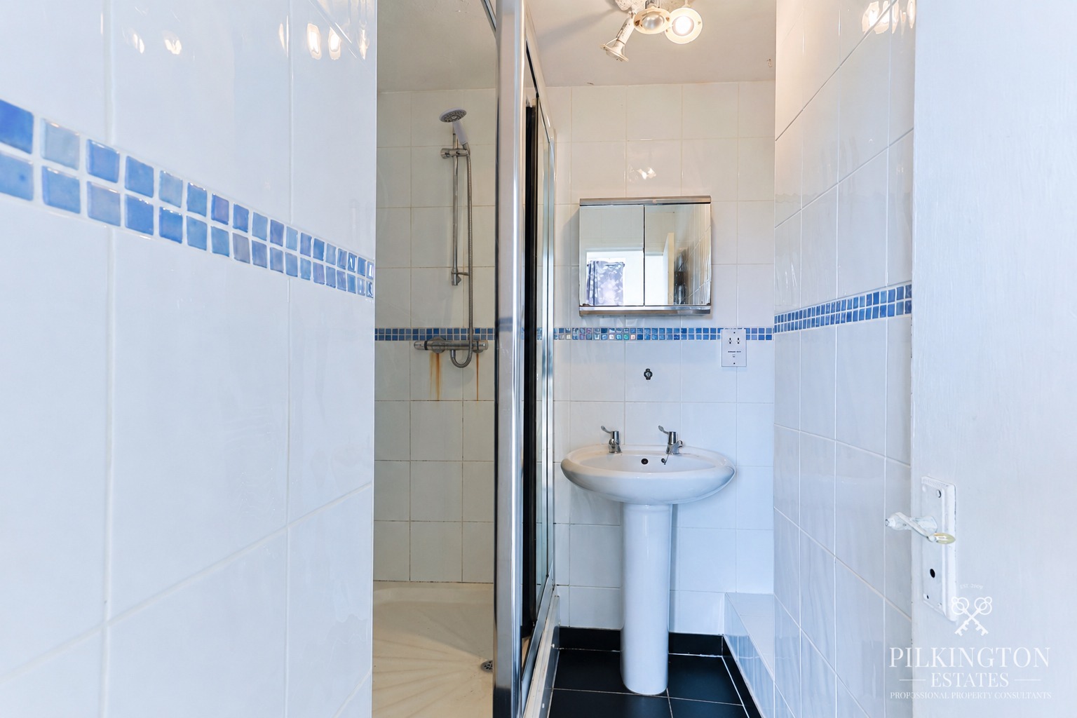 Three-Bedroom Maisonette with Tenants in Situ – Ideal Ready-Made Buy-to-Let Investment Property image 10