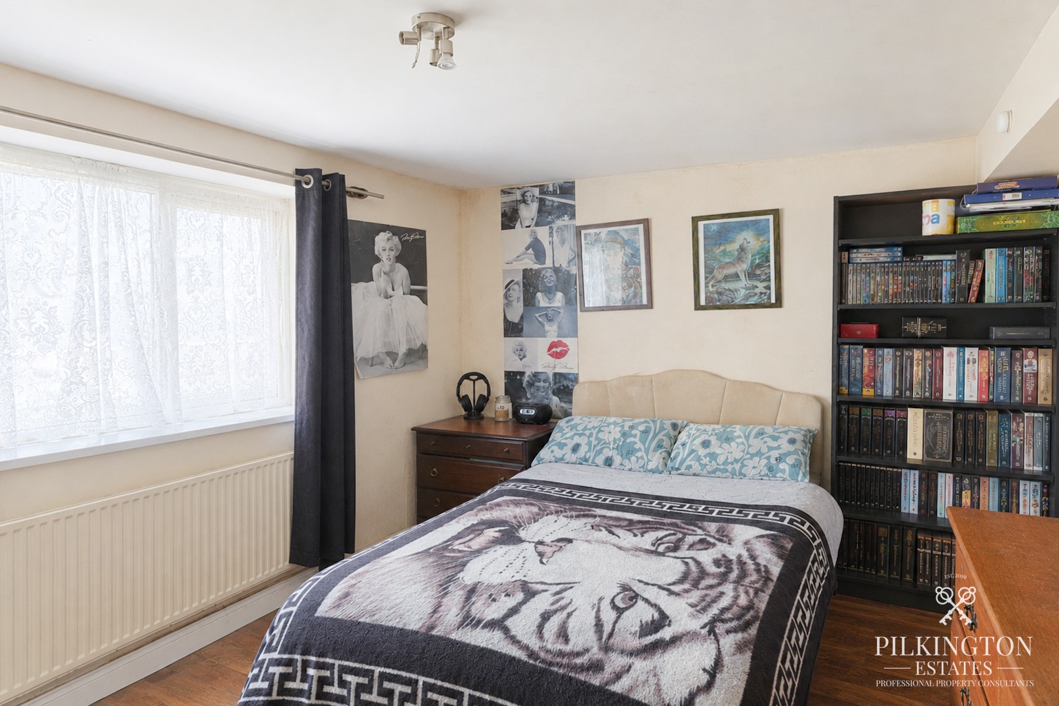 Prime three-bedroom maisonette with tenants in situ, central location and strong rental potential. Property image 5