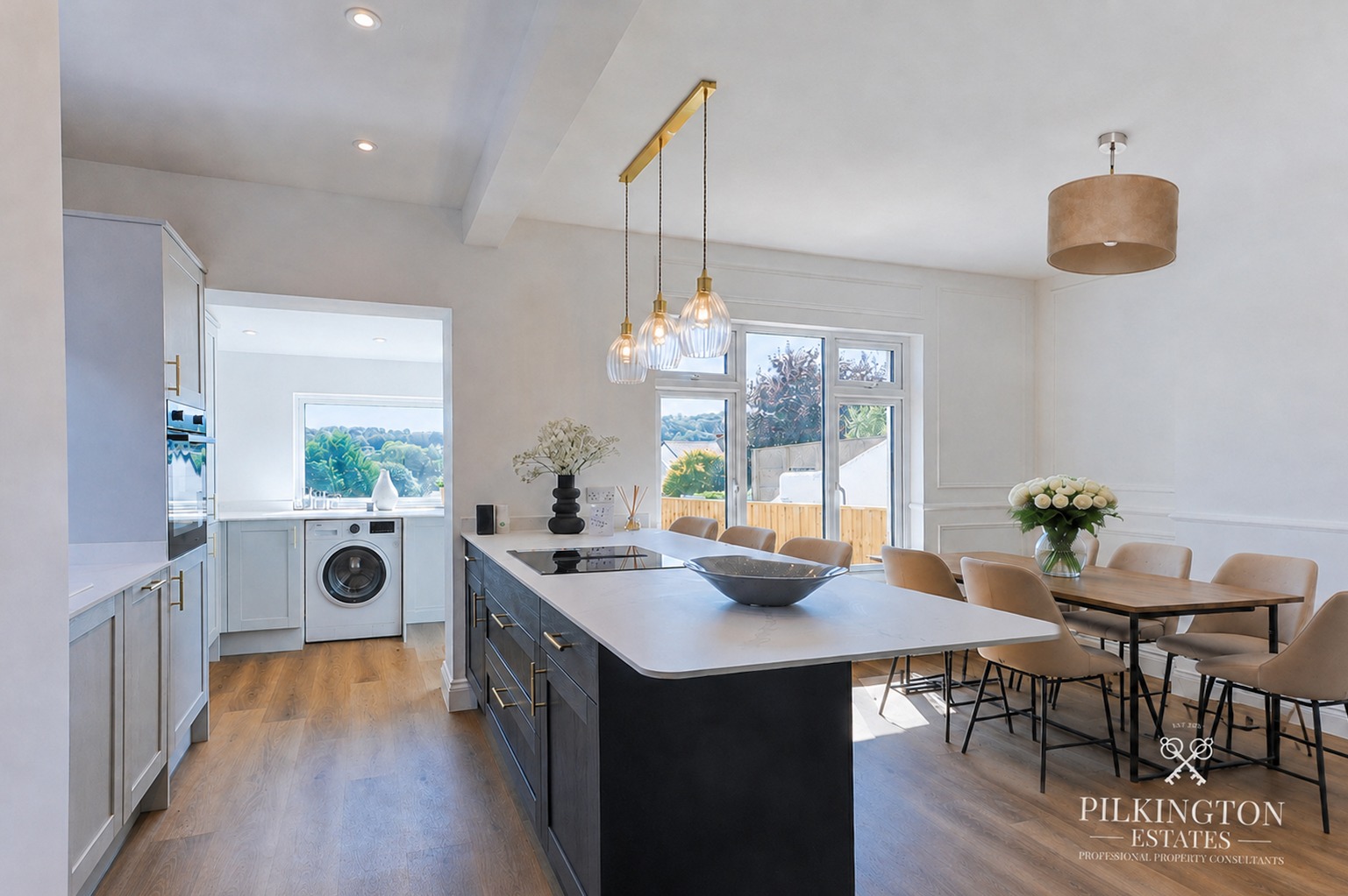 Beautifully Renovated Family Home with High-End Kitchen & 50m Garden Property image 4