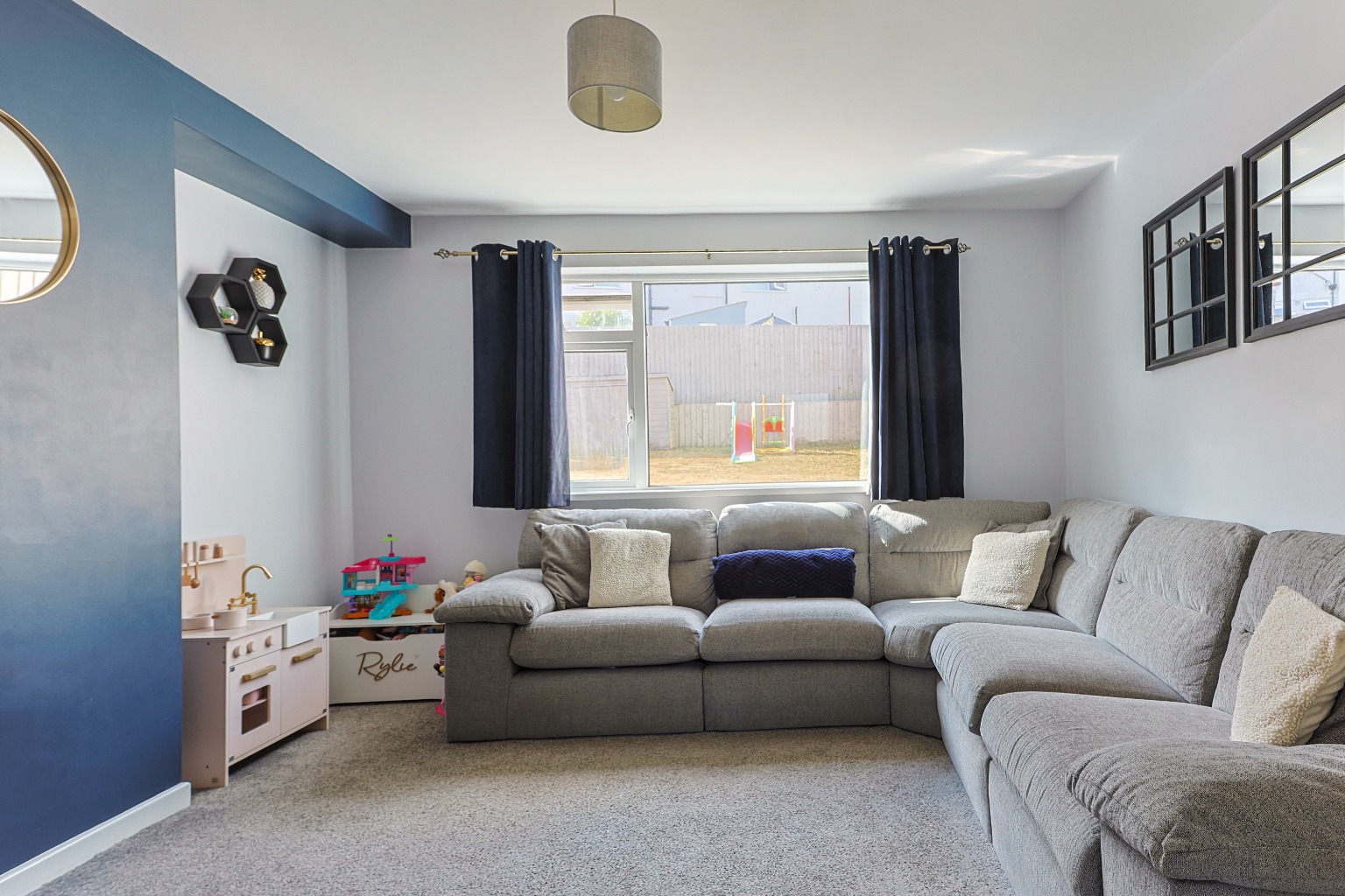 SOLD BEFORE HITTING THE MARKET Property image 3
