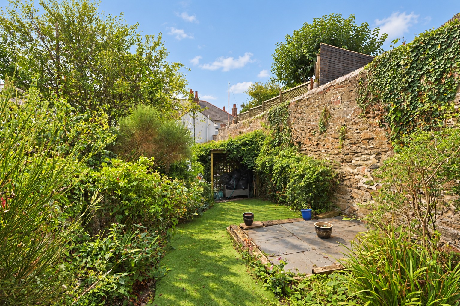 Characterful & Spacious Four-Bedroom Period Home with Beautiful South-Facing Garden Property image 12