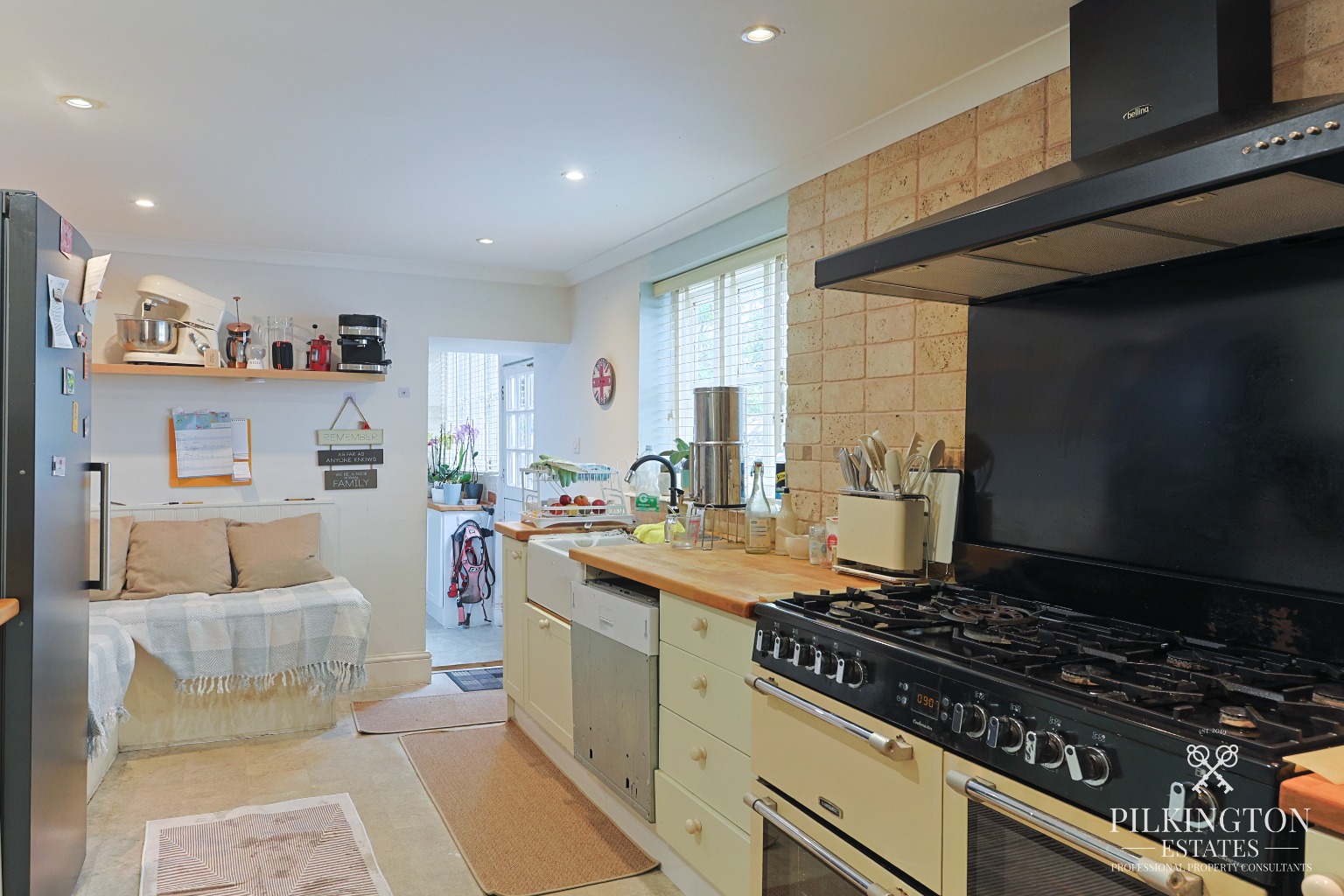 Characterful & Spacious Four-Bedroom Period Home with Beautiful South-Facing Garden Property image 4