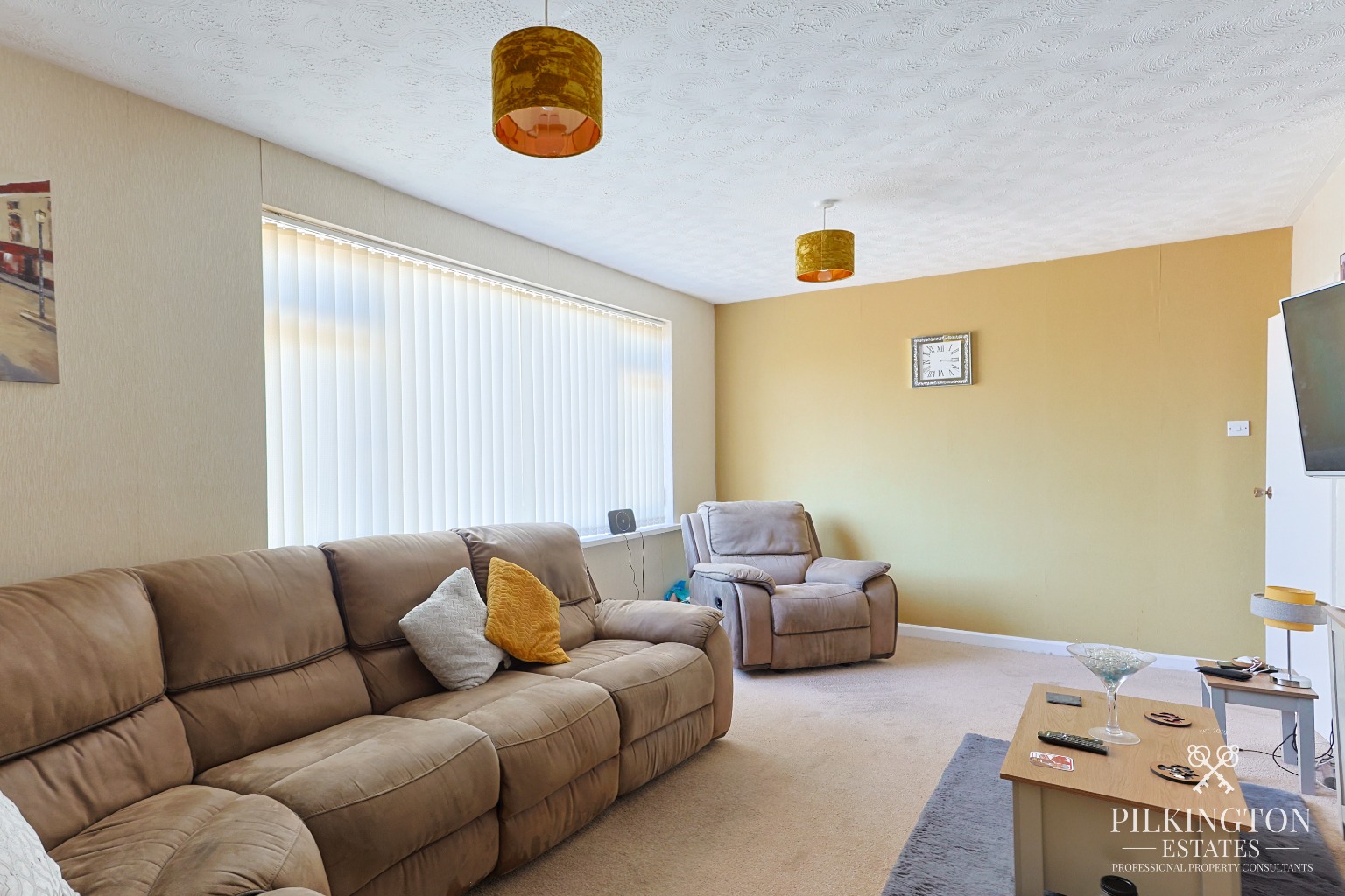 Beautifully Refurbished 3-Bed Home with 100ft+ Garden, Garage & Cul-de-Sac Location Property image 6