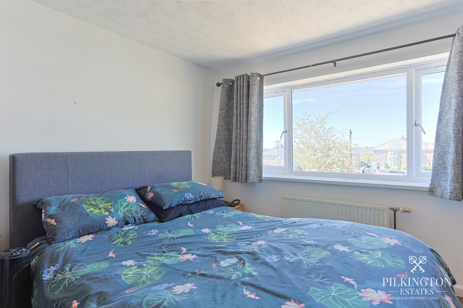 Beautifully Refurbished 3-Bed Home with 100ft+ Garden, Garage & Cul-de-Sac Location Property image 10