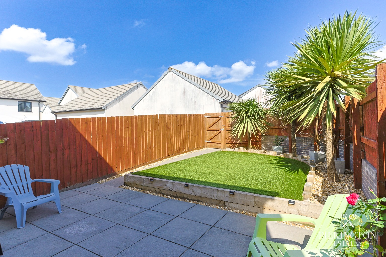 Modern 3-Bed End-Terrace Home with Garden, Garage & Allocated Parking Property image 15