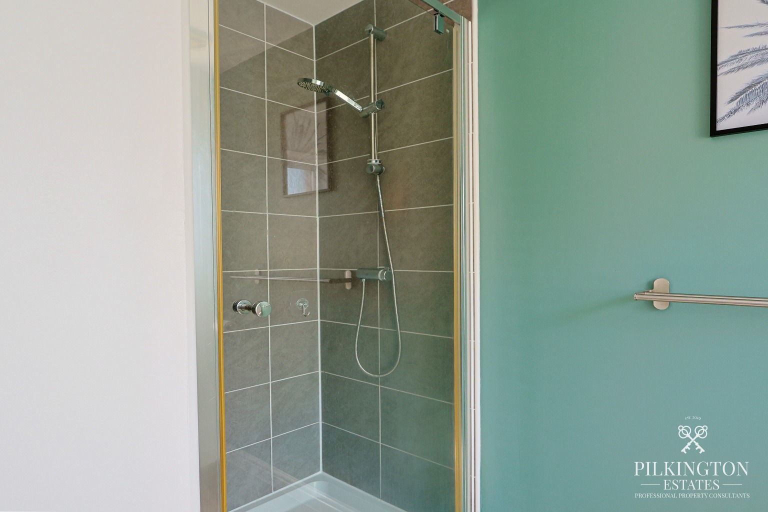 Modern 3-Bed End-Terrace Home with Garden, Garage & Allocated Parking Property image 11