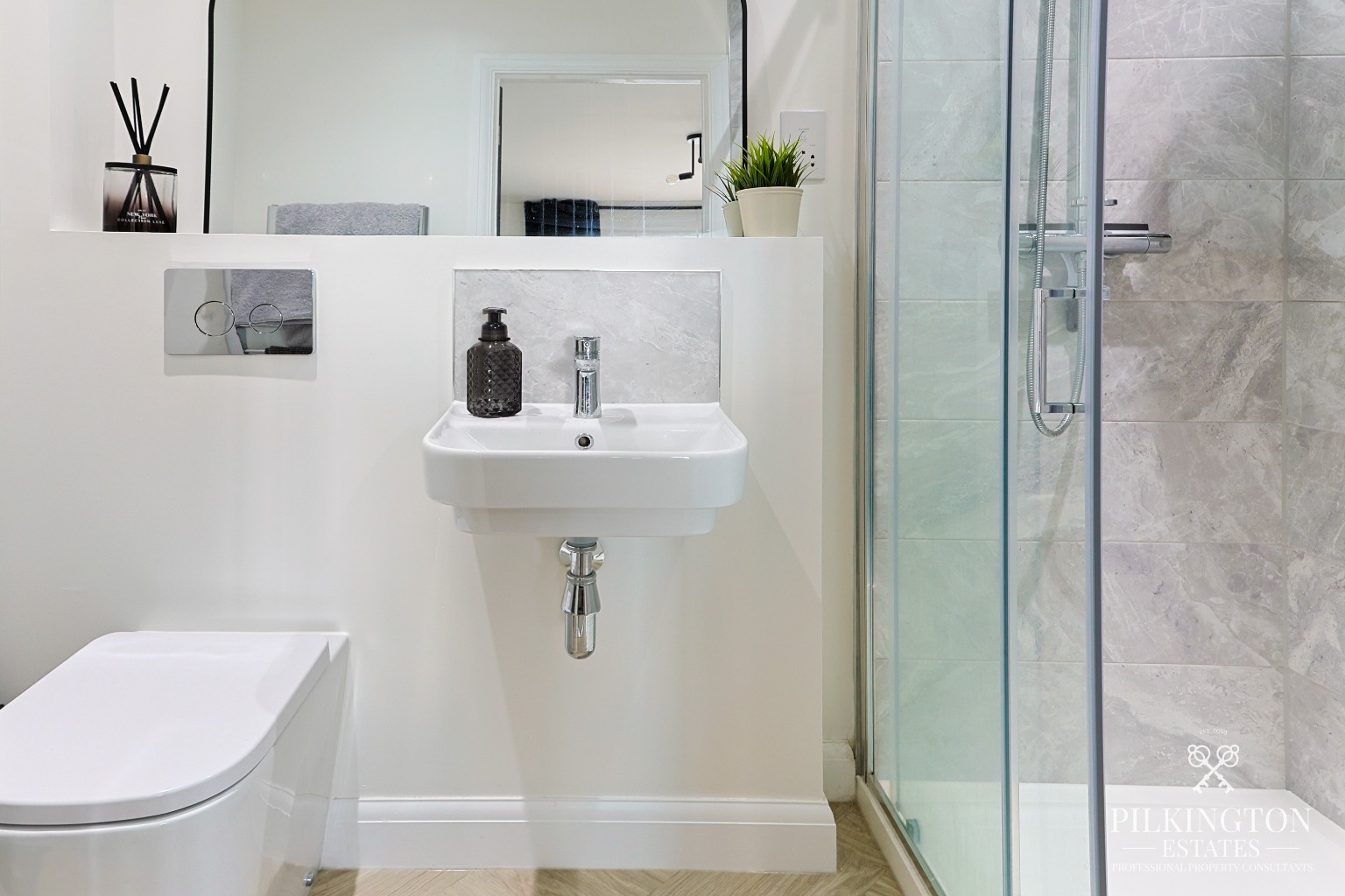 Exceptional 4-Bed Detached Home with High-Spec Open-Plan Living Property image 7