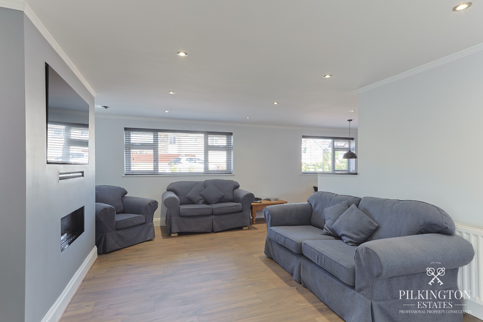 Stylishly Renovated Birdcage Farm Home with Ample Parking & Beautiful Garden Property image 7