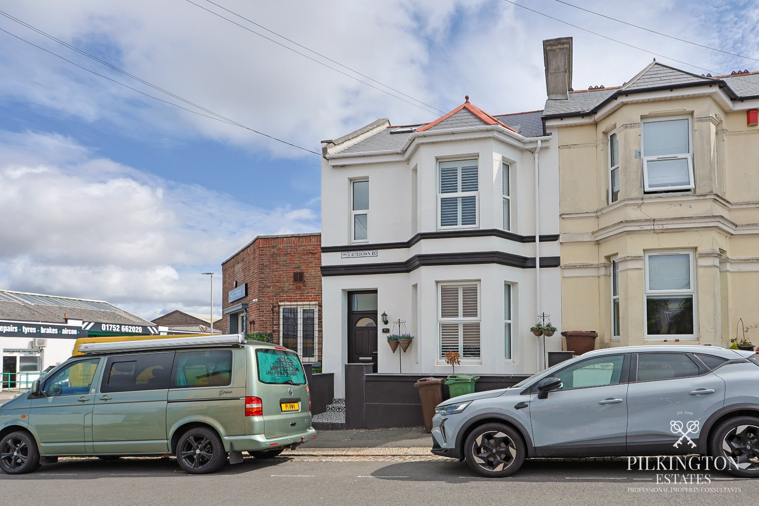 Stunning 3-Bedroom Family Home with Exceptional Finish & Stylish Modern Interiors Property image 1