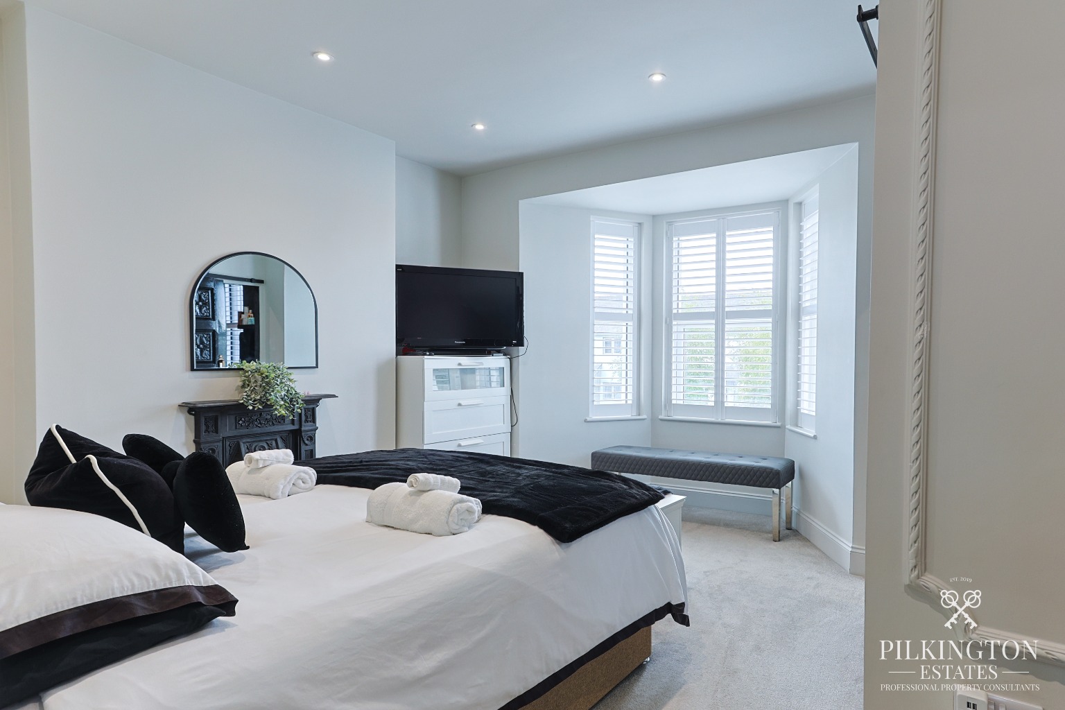 Stunning 3-Bedroom Family Home with Exceptional Finish & Stylish Modern Interiors Property image 11