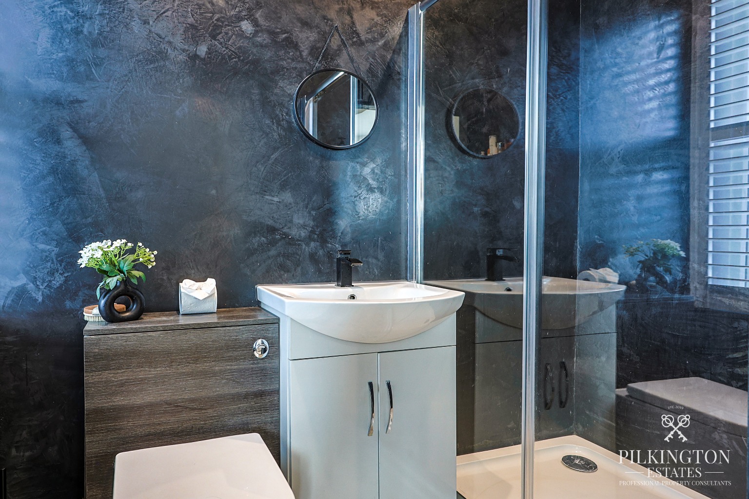 Stunning 3-Bedroom Family Home with Exceptional Finish & Stylish Modern Interiors Property image 14