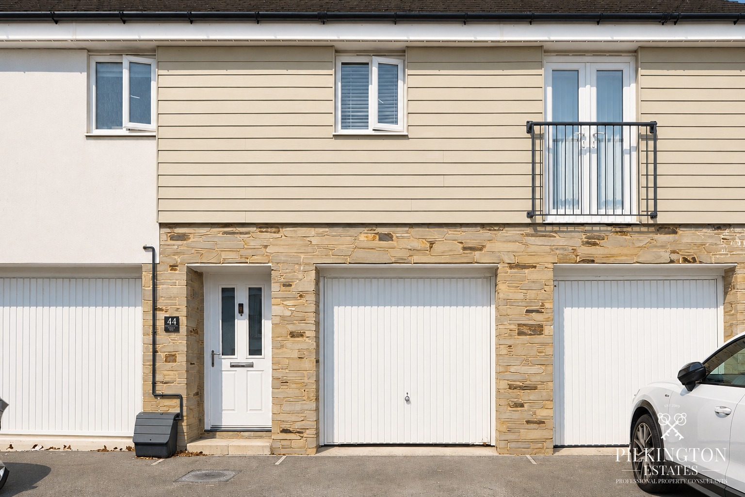 Stylish four-bedroom detached home Overlooking green space Beautifully upgraded throughout Property image 19