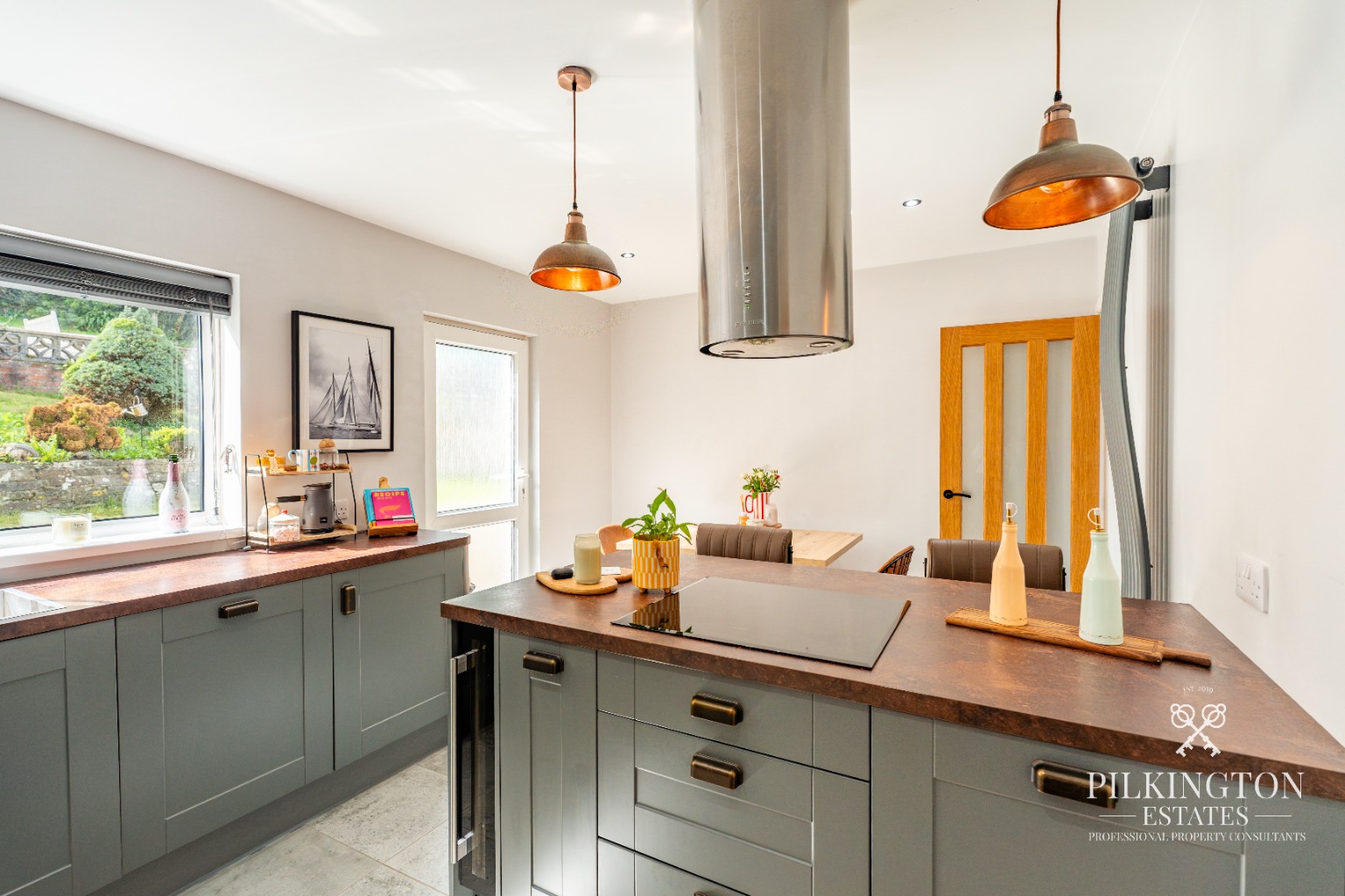Beautifully Presented Three-Bed Semi-Detached Home with Garage & Sunny Garden in Hooe Property image 7