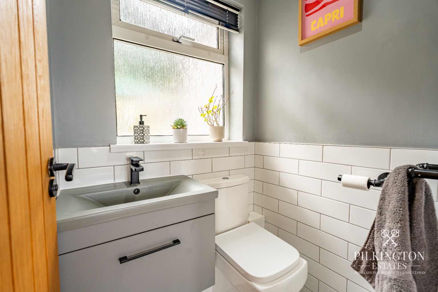 Beautifully Presented Three-Bed Semi-Detached Home with Garage & Sunny Garden in Hooe Property image 8