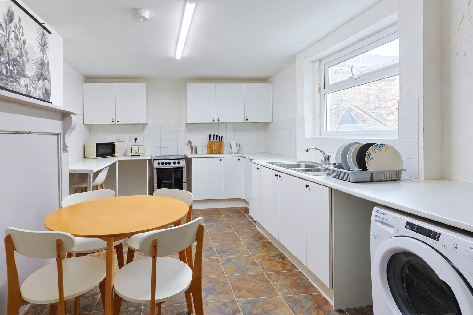 Versatile property with Planning Permission for Two Separate Houses Property image 2