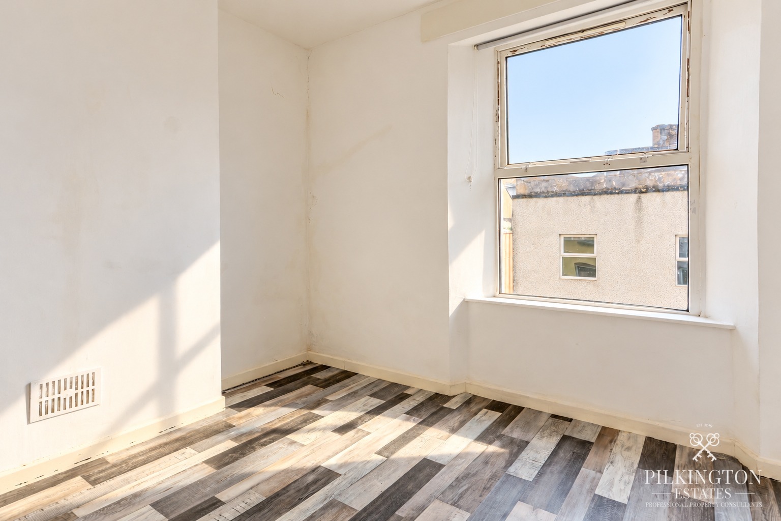Four-bedroom Plymouth property, previously let successfully for years. Ideal investment opportunity. Property image 5