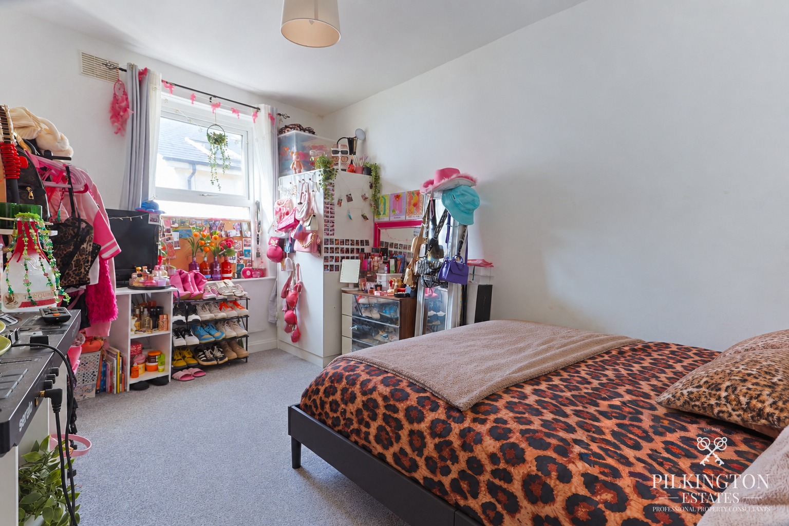 Recently Refurbished 6-Bed HMO £39,120 Annual Income License in Place - Vacant Possession Property image 6