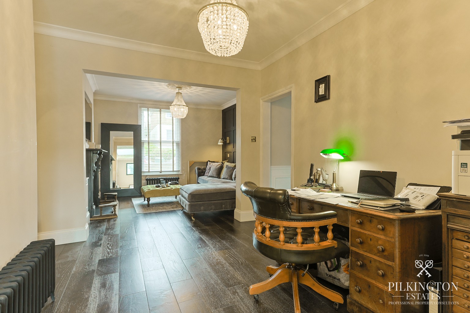 A Truly Unique Character Home with Stunning Extension, South-Facing Garden & Bespoke Finish Property image 4