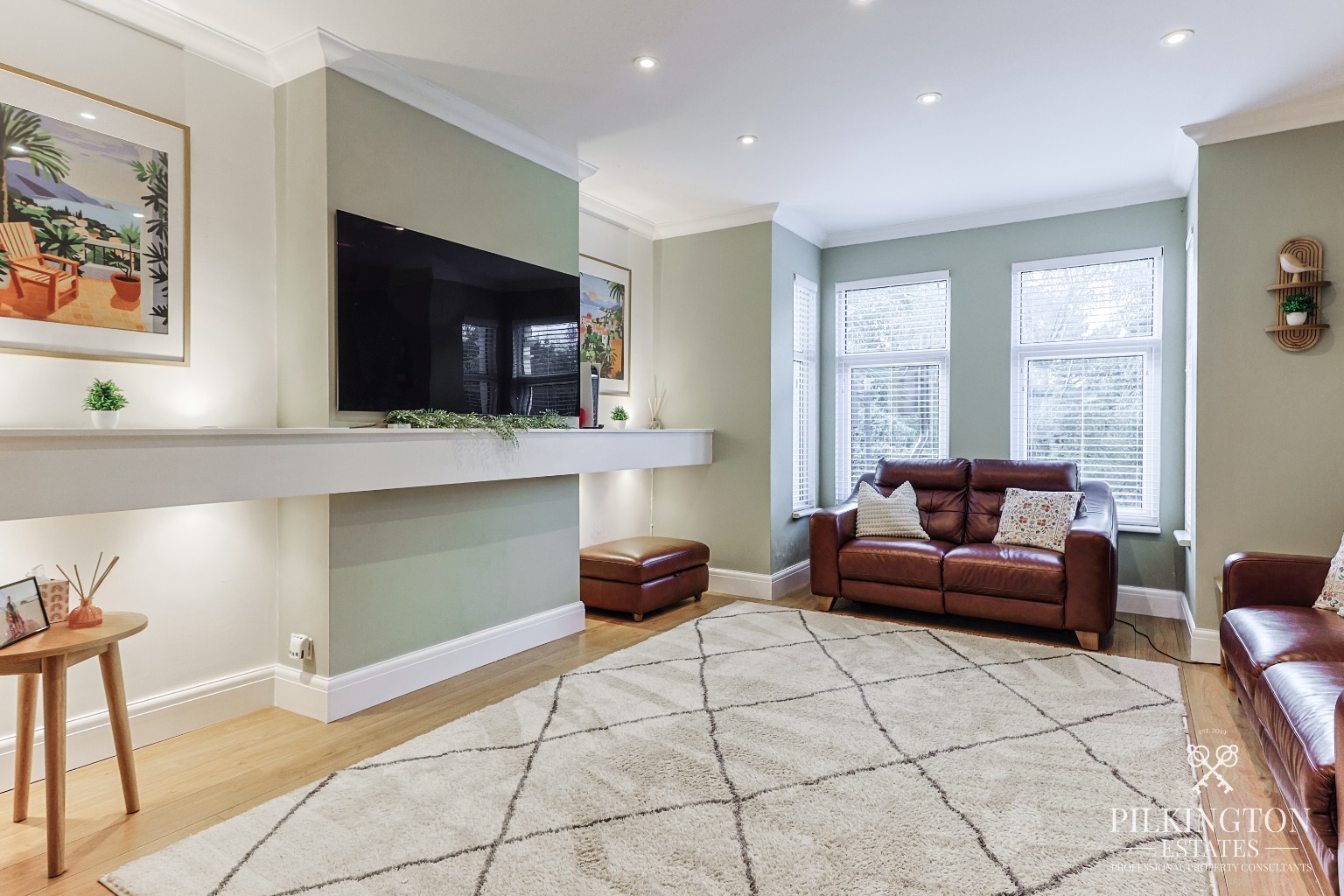 CHARACTERFUL FOUR-BEDROOM HOME IN SOUGHT-AFTER PEVERELL WITH A LARGE DETACHED DOUBLE GARAGE Property image 2