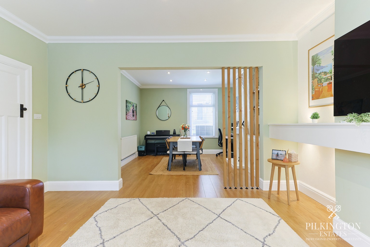 CHARACTERFUL FOUR-BEDROOM HOME IN SOUGHT-AFTER PEVERELL WITH A LARGE DETACHED DOUBLE GARAGE Property image 4