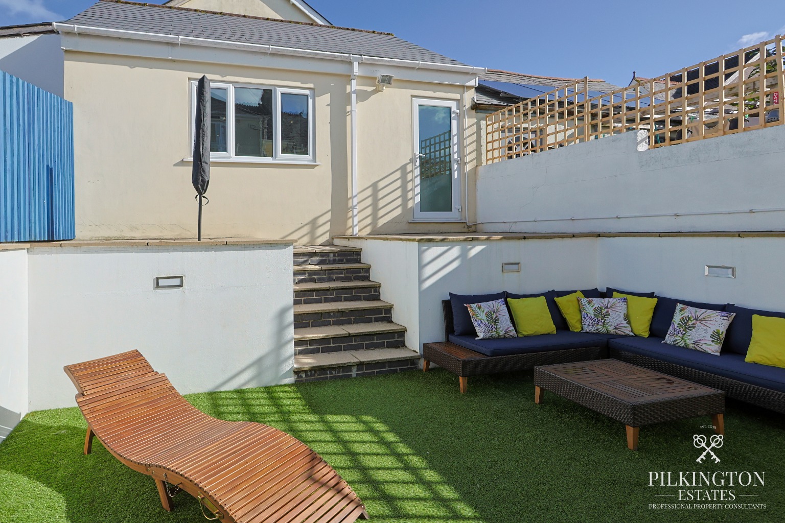 CHARACTERFUL FOUR-BEDROOM HOME IN SOUGHT-AFTER PEVERELL WITH A LARGE DETACHED DOUBLE GARAGE Property image 18