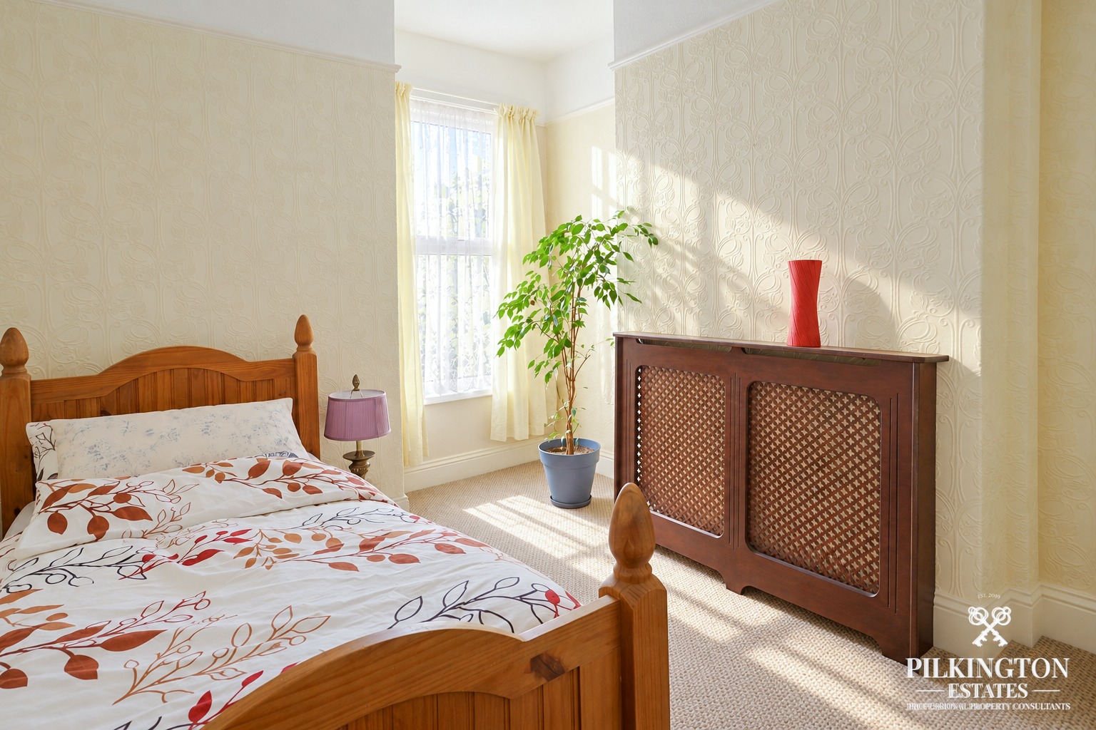 Spacious 2-Bedroom Home with 3rd Bedroom Potential & Large Kitchen Property image 3