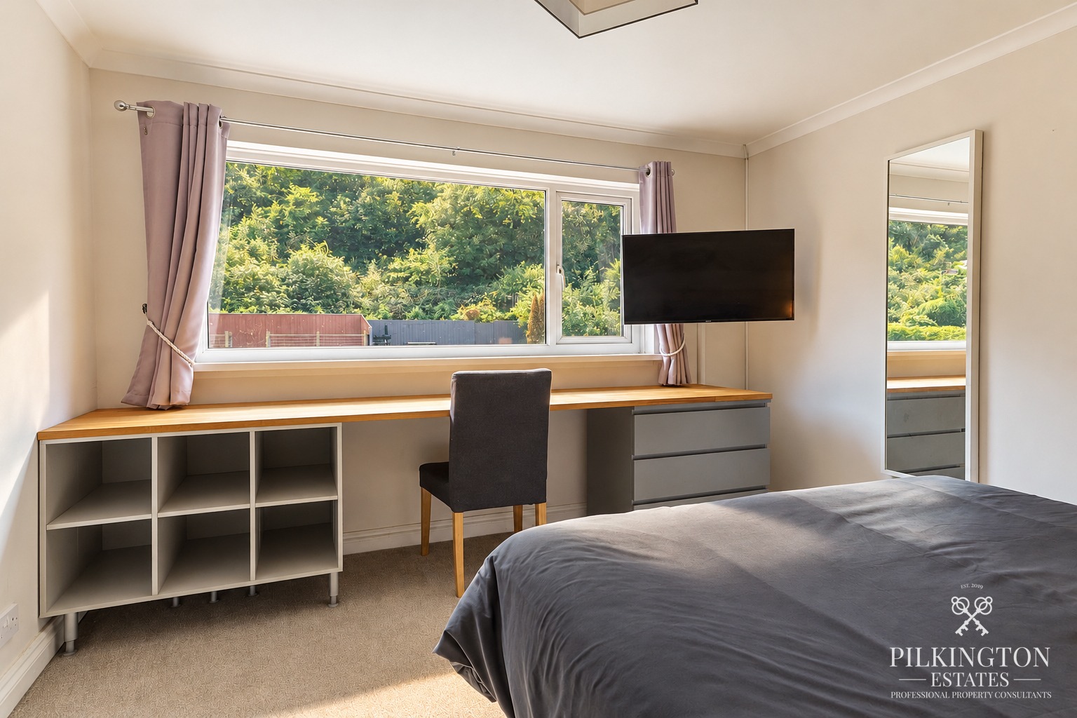 FOUR-STOREY HOME IN SOUGHT-AFTER PLYMSTOCK NO ONWARD CHAIN GARAGE & LANDSCAPED GARDENS Property image 9