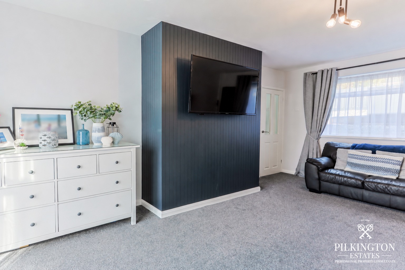 Well-Presented Three-Bedroom Home with modern kitchen, stylish family bathroom & Landscaped Gardens Property image 4